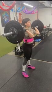 entrenamiento técnico de sentadillas con barra libre en Pilar Buenos Aires