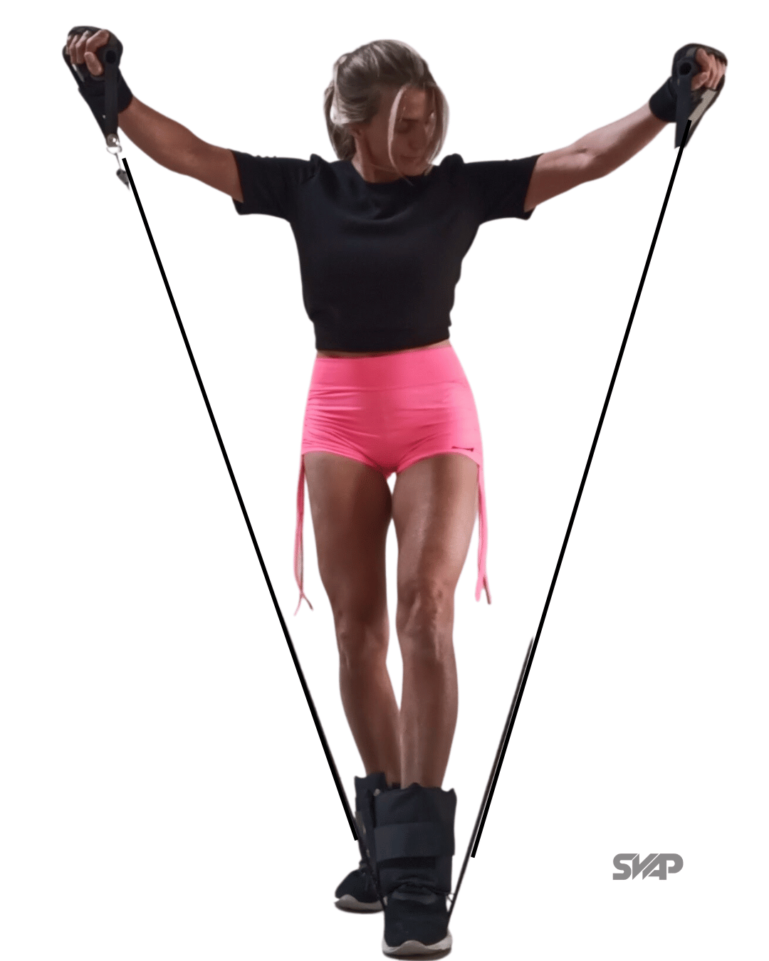 Gabriela Schvap entrenando con banda elástica, programa Rompe la Inercia de SVAP Biofitness Evolutivo para mujeres reales